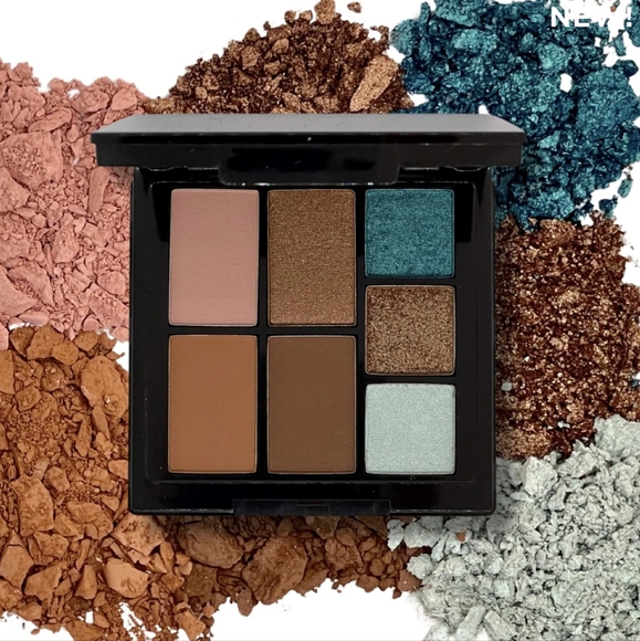 🧜‍♀️ Sirena Wet & Dry Eyeshadow Palette - Picture 2 of 9